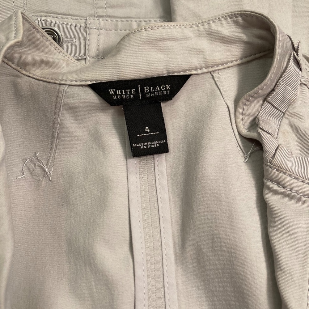 LAST CHANCE! White House Black Market Beige Jacket - Picture 8 of 9